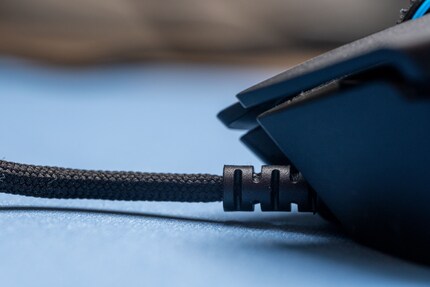Das Kabel geht parallel zum Untergrund aus der Basilisk heraus. Besser wäre es, wenn es leicht nach oben zeigen würde.