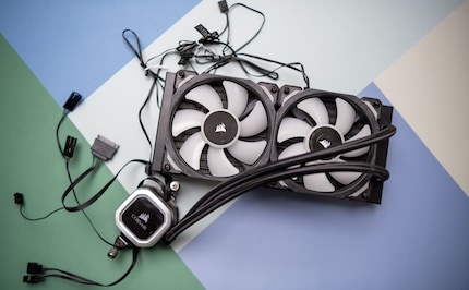 Die unverbaute H100i RGB Platinum.
