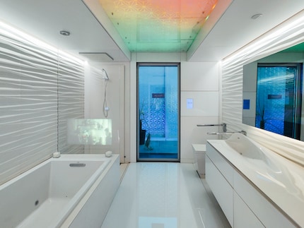 Das Badezimmer gefällt mir sehr gut. Ich mag die Anordnung der verschiedenen Elemente. Praktisch und Minimalistisch.