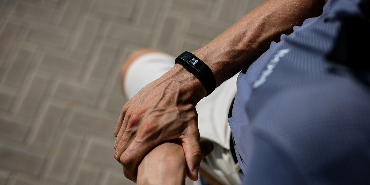 Les dernières nouveautés de Garmin sont disponibles – la Vivoactive HR & le Vivofit 3!