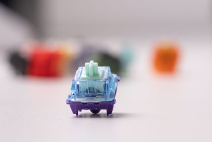 Un interruttore tattile Gateron Azure Dragon.