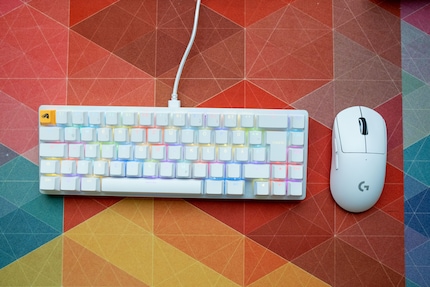 The 65-per cent form factor of the GMMK 2 from above.