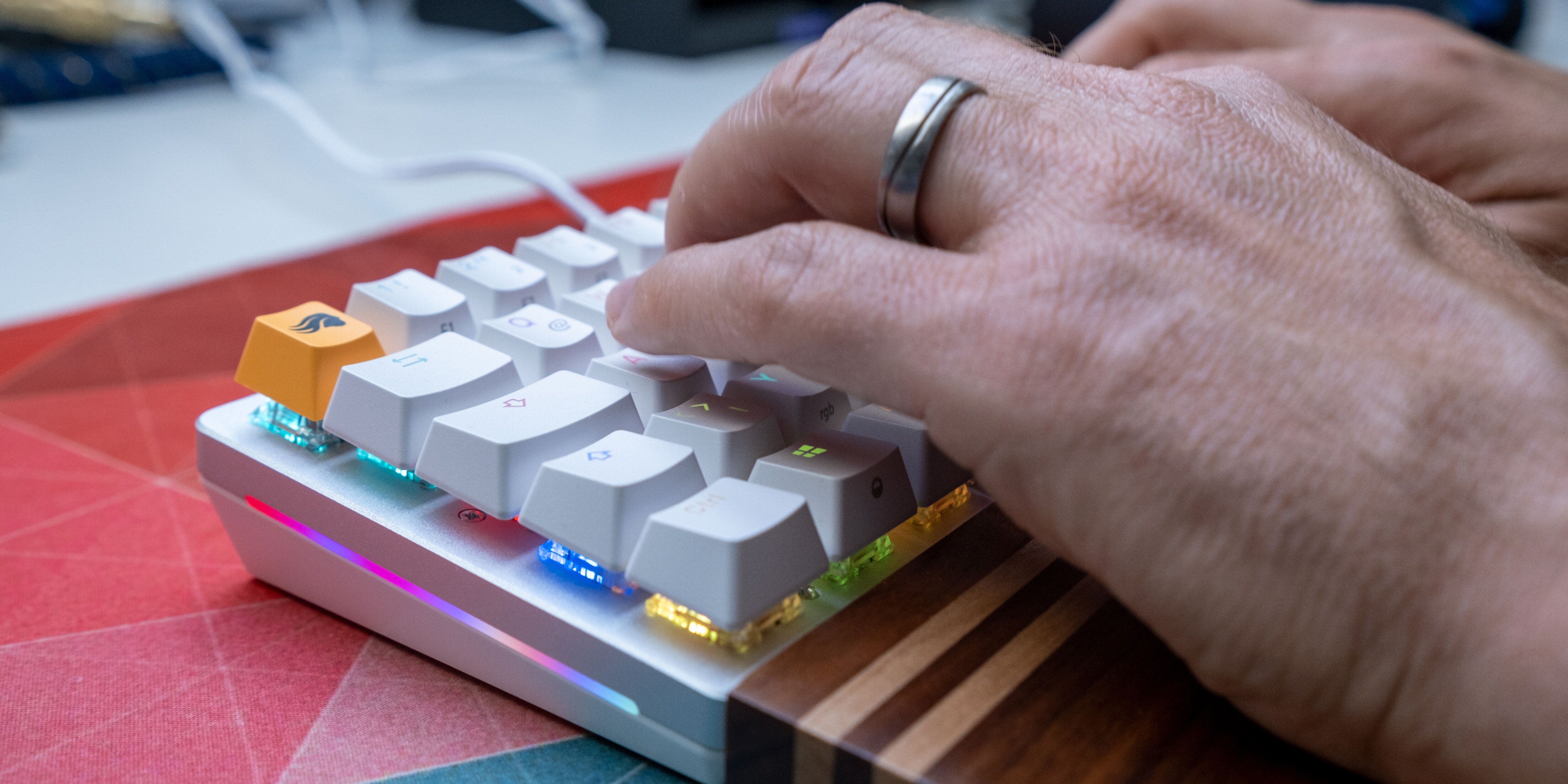 GMMK 2 tested: Glorious treats its modular keyboards to super switches - digitec