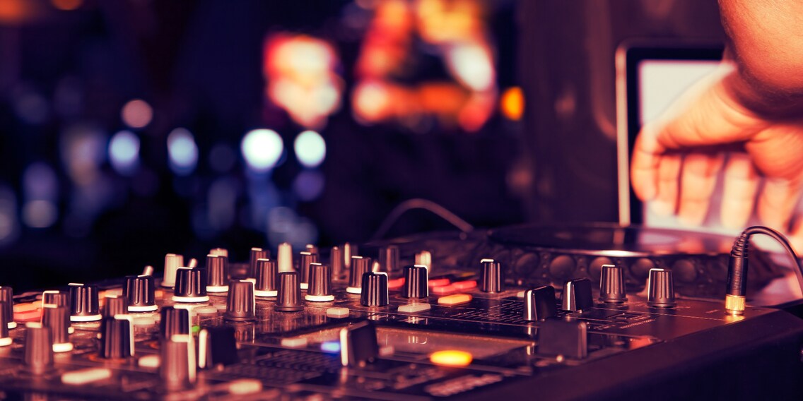 Spin your own decks: DJ equipment for home use Spin your own decks: DJ equipment for home use