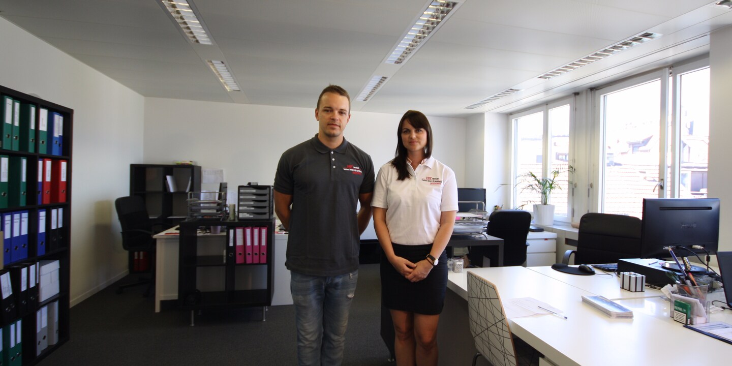Dominic & Stephanie Hess, membres de la direction de l'entreprise familiale suisse hitrental AG