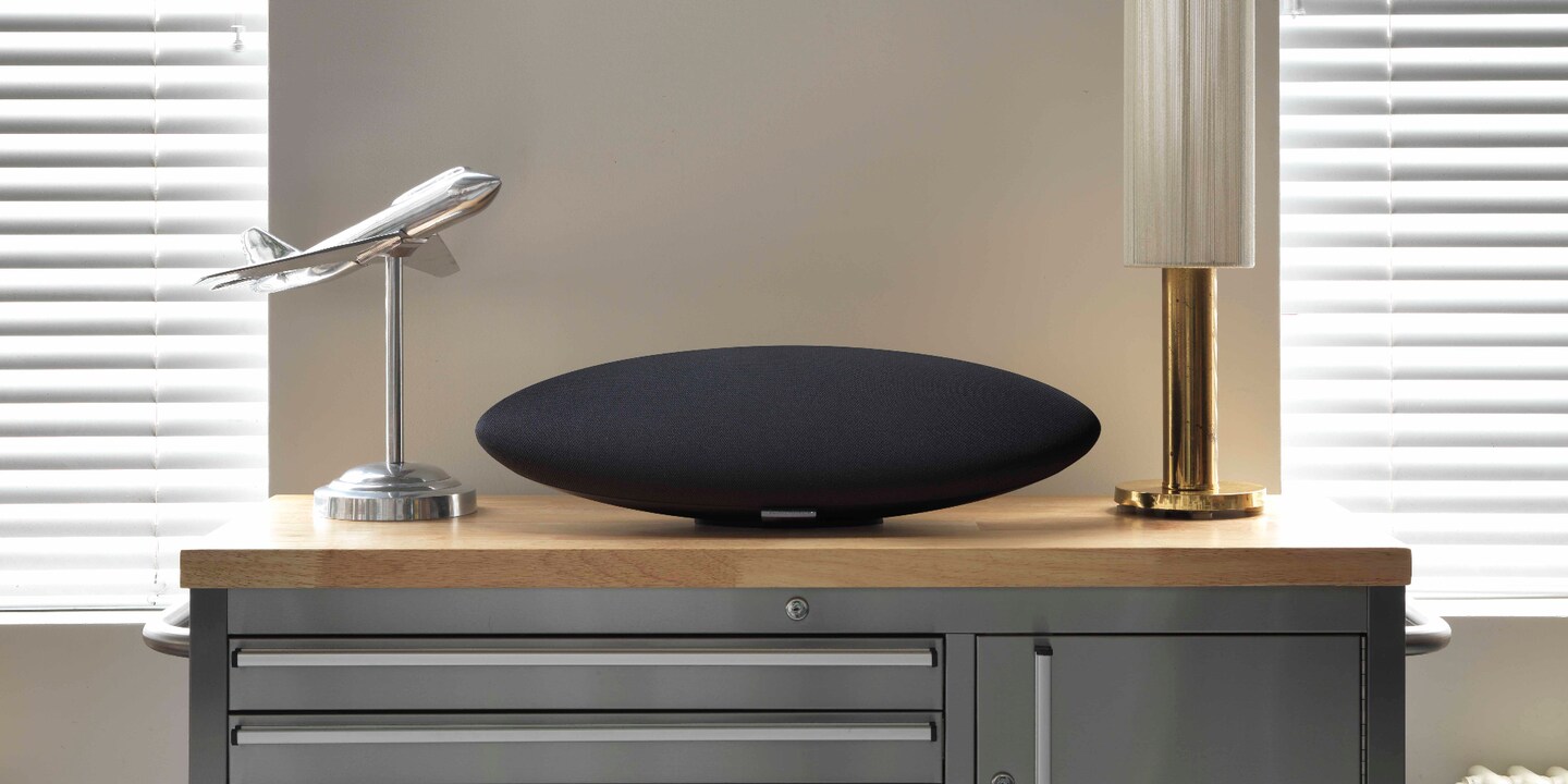 A new audio approach: Zeppelin Wireless.