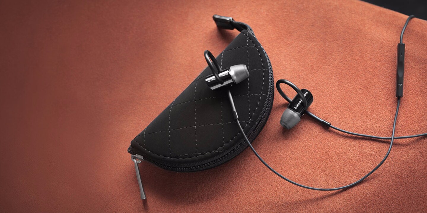 A lightweight in-ear with a powerful bass and ergonomic perfection: C5 series 2