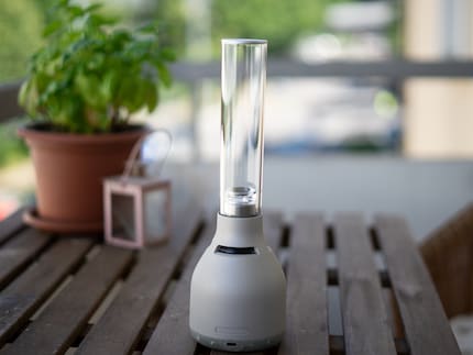 Le tweeter de la LSPX-S3 se trouve au centre du tube en verre.