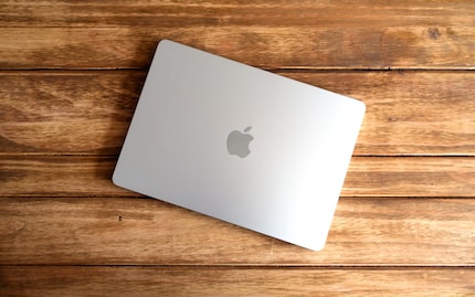 Le logo Apple mesure désormais 4,6 centimètres de hauteur, contre 3,9 auparavant.