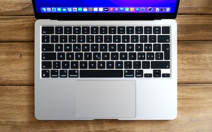 Le pavé tactile Magic d'Apple est bon, mais il n'est pas toujours facile à utiliser avec mes doigts moites.