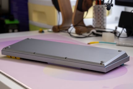 The Q3 comes in an anodised aluminium CNC case. In terms of quality, I’ve got nothing to criticise.