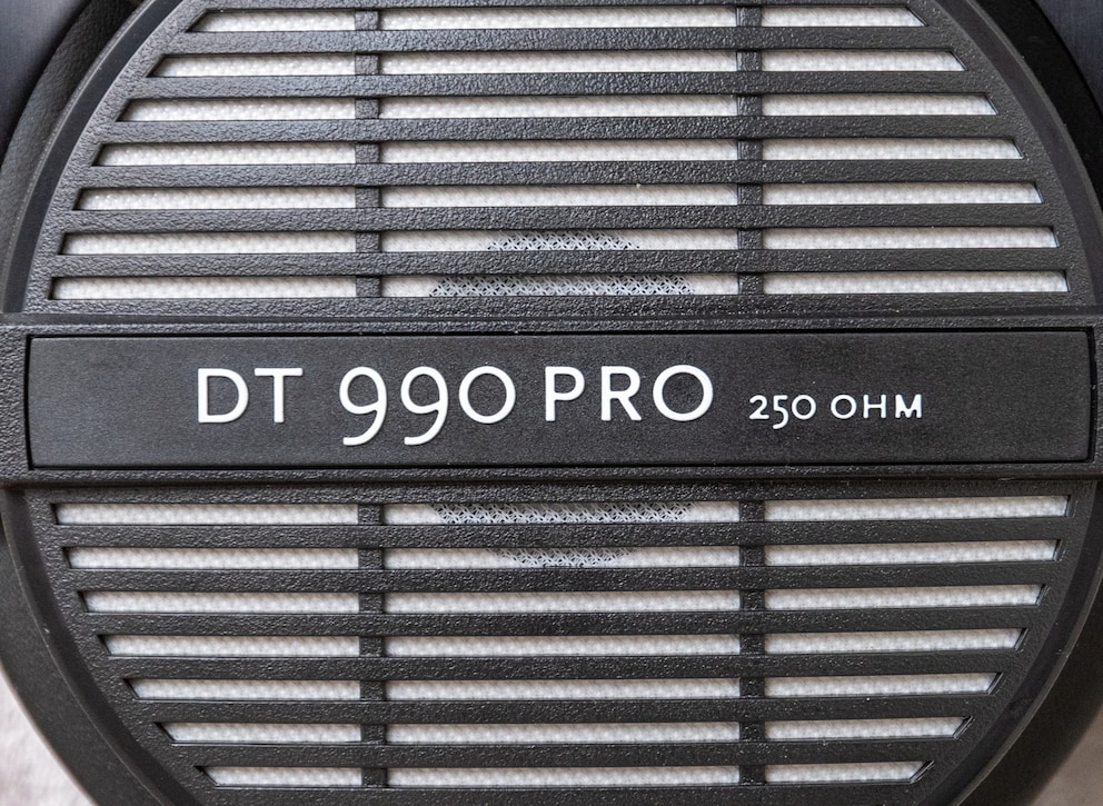 Für die, die nicht lesen können: Das ist der DT 990 Pro.