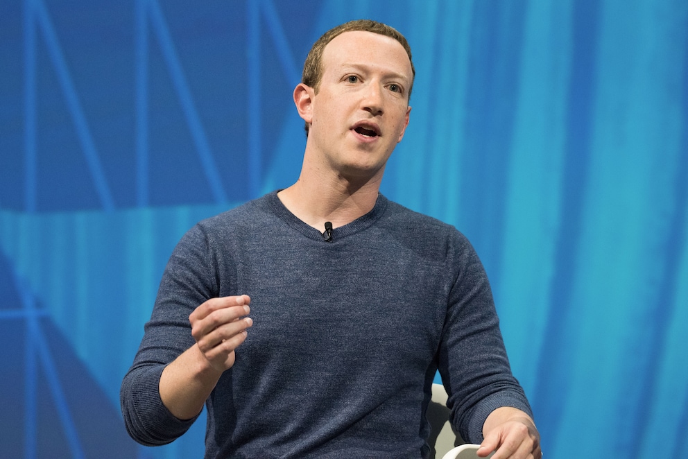 Les faux pas de Mark Zuckerberg ont mis à mal sa cote de popularité.