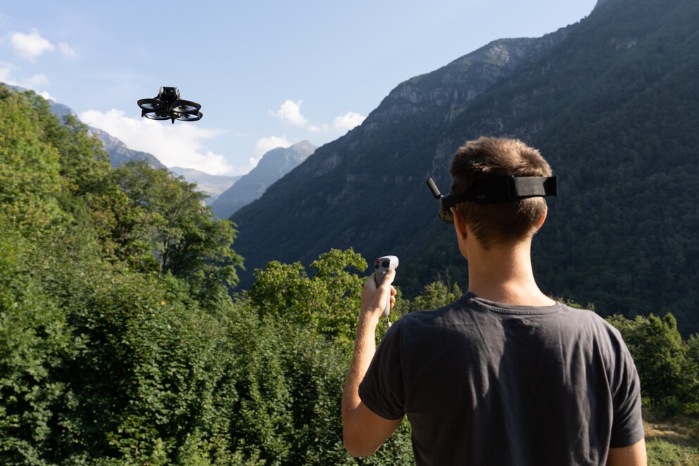 Ich und die DJI Avata im Verzascatal – Spass macht die neue FPV auf jeden Fall.