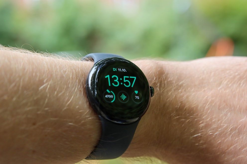 Eines von vielen Zifferblättern der Pixel Watch.
