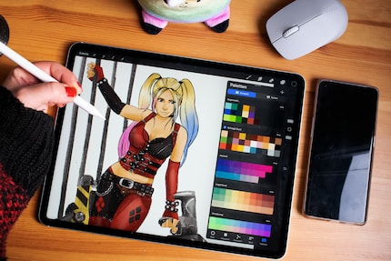 Con Procreate, posso dare vita al mio personaggio preferito, Harley Quinn. Se necessario, su 211 livelli.