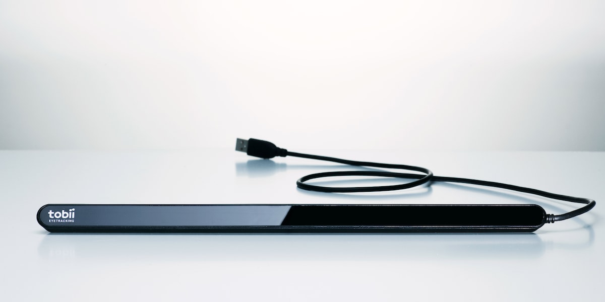 Tobii Eye Tracker: controlling games with your eyes? Is it for real ...