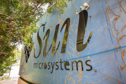 Lorsqu’il a emménagé en 2012, Mark Zuckerberg a tout simplement retourné l’enseigne de Sun Microsystems.