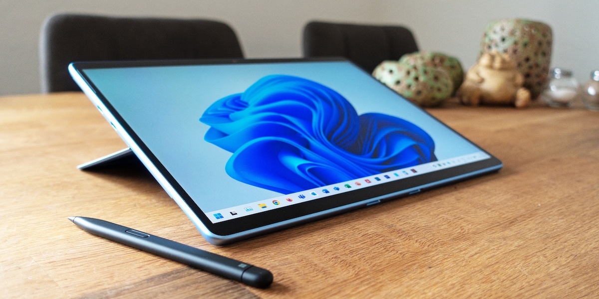 Reviewing the Microsoft Surface Pro 9: fresh colours and CPUs, but no ...