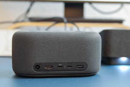 Die Anschlüsse des Audio Dock von Microsoft.