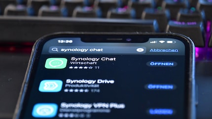 Synology Chat può essere installato anche sul tuo smartphone.