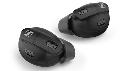 Le Conversation Clear Plus sembrano delle normali cuffie in-ear.