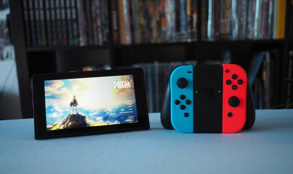 Nintendo Switch 2 : deux consoles en approche, dont une étonnante