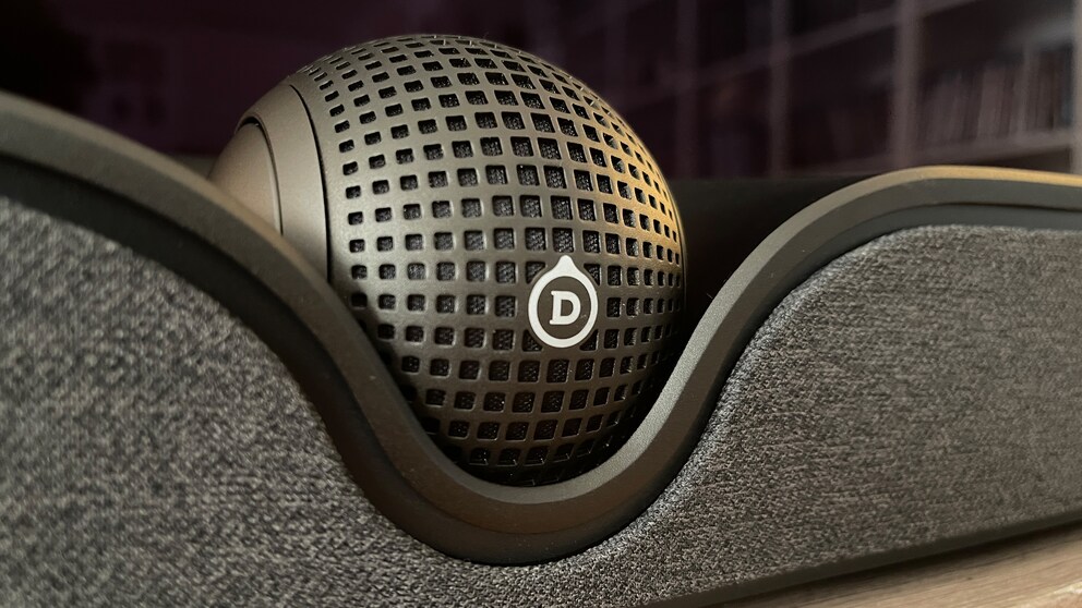 Die Sphäre der Devialet Dione sieht für mich aus wie ein Thermaldetonator aus «Star Wars».