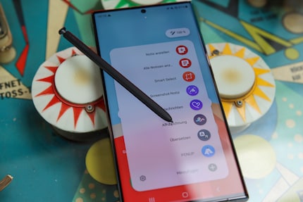 Le S Pen sert à écrire et de télécommande.