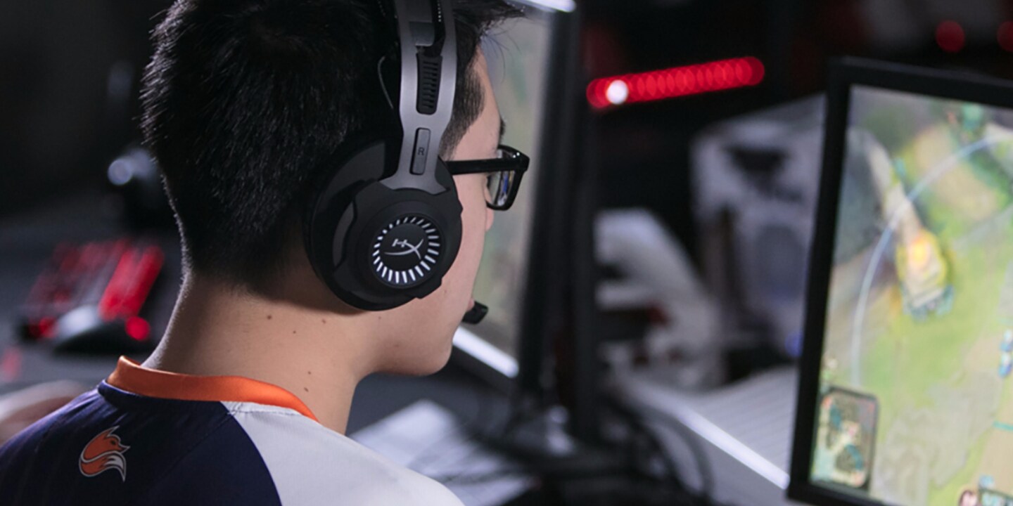 En première ligne sur le champ de bataille: que vaut le HyperX Surround?