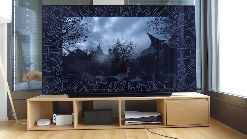Die Playstation-Symbole helfen den Kameras im Headset beim Tracking der Umgebung.