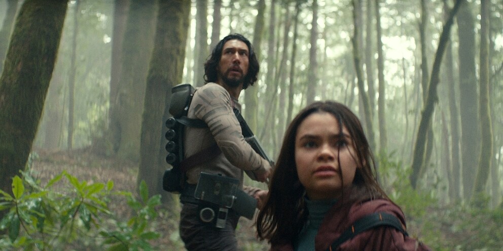 Mills (Adam Driver) et Koa (Ariana Greenblatt) dans une lutte pas si passionnante que ça pour survivre il y a 65 millions d’années.