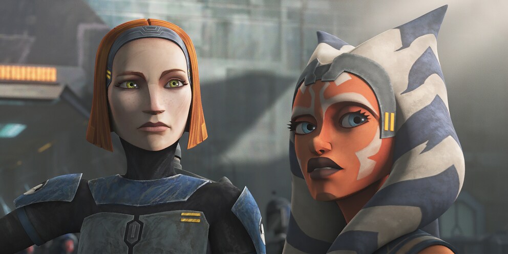 Bo-Katan Kryze (links) zu Zeiten der Belagerung von Mandalore.