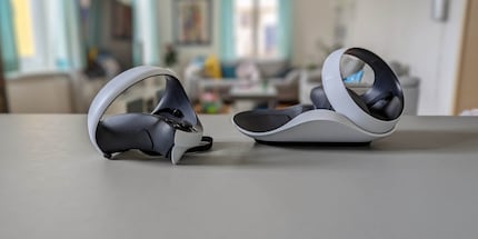 The unusual shape of the controllers makes inserting them a little tricky.