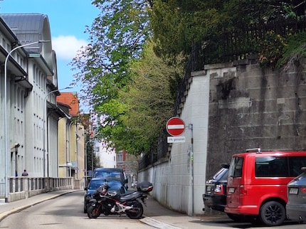 Unbrauchbar wird es ab dem vierfachen Zoom.