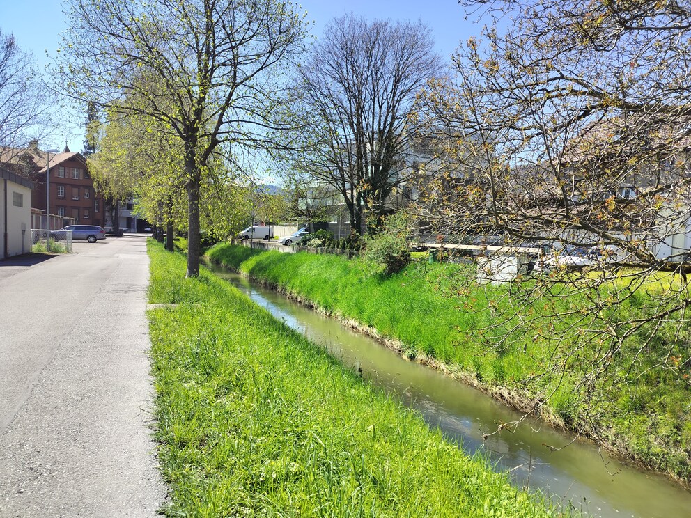 Bei schönem Wetter wirkt das Bild noch etwas wärmer.