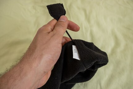 L’électronique se retire difficilement du bandeau.