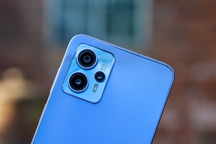 Tre obiettivi, ma solo la fotocamera principale è buona.