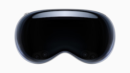 The front made from a curved piece of glass is reportedly particularly difficult to produce.
