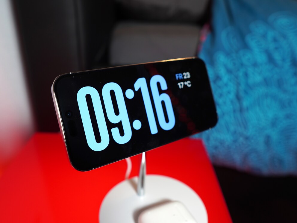 Apple gibt wie bei der Watch einige Zifferblätter vor.
