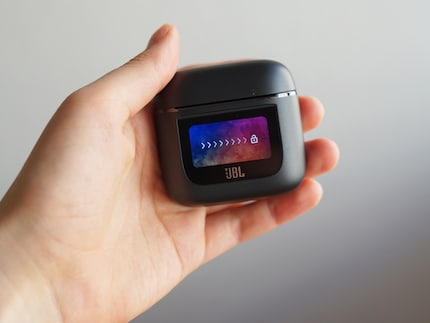 Il case deve essere sbloccato prima dell'uso.