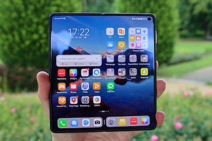 Huawei tente de compenser l’absence de services Google par un très grand nombre d’applications préinstallées.