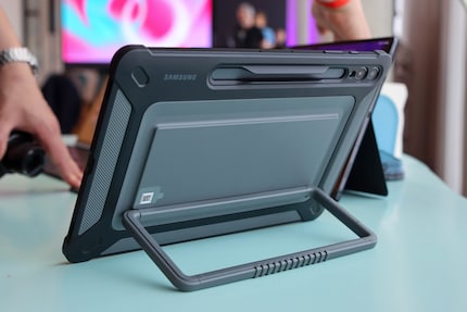 L'étui d'extérieur pour la Tab S9 est disponible dans les trois tailles.