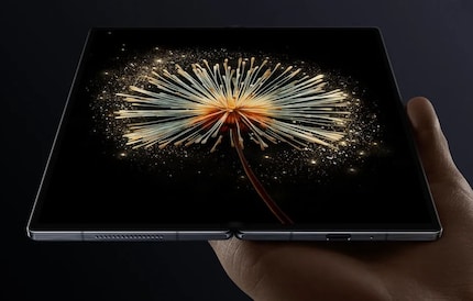 Le Xiaomi Mix Fold 3 est censé pouvoir être plié plus de 500 000 fois.