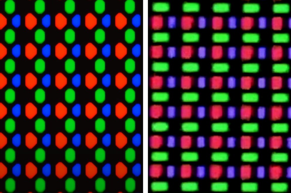 Links das Subpixel-Muster von bisherigen QD-OLED-Panels, rechts das neue im Asus ROG Swift PG32UCDM. Es soll das typische Color Fringing reduzieren und für bessere Textschärfe sorgen. Die Schärfe der Subpixel auf diesen Bildern ist übrigens nicht repräsentativ, das rechte wurde wohl aus der Hand aufgenommen.