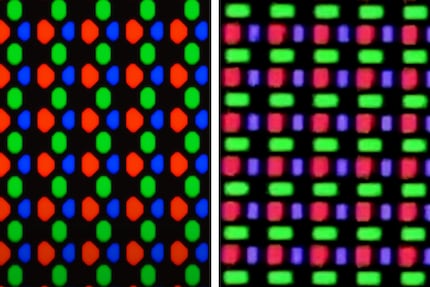Links das Subpixel-Muster von bisherigen QD-OLED-Panels, rechts das neue im Asus ROG Swift PG32UCDM. Es soll das typische Color Fringing reduzieren und für bessere Textschärfe sorgen. Die Schärfe der Subpixel auf diesen Bildern ist übrigens nicht repräsentativ, das rechte wurde wohl aus der Hand aufgenommen.
