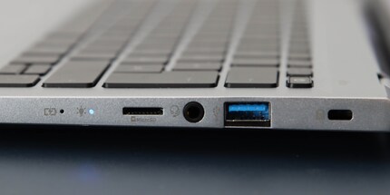Le connessioni sul lato destro dello Swift Go 14.