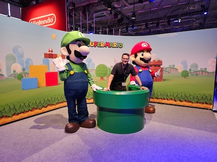 Luigi, ich und Mario (v.l.n.r.) am Nintendo Stand.
