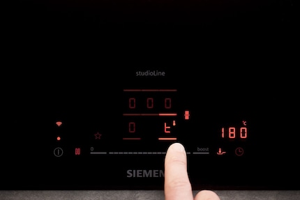 Instead of setting levels, you can now control the cooker by entering the temperature.