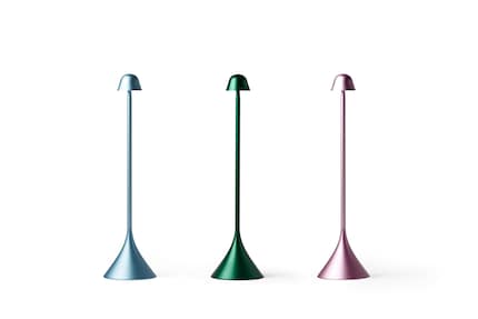 The slim Steli lights only shine downwards.